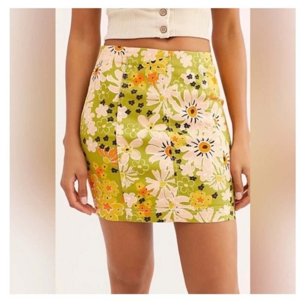 Free People Modern Femme Green Yellow Floral‎ Mini Skirt Size 10 70s Boho
